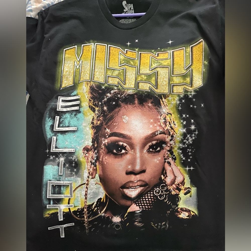 Missy Elliott official “out of this world” tee (M)